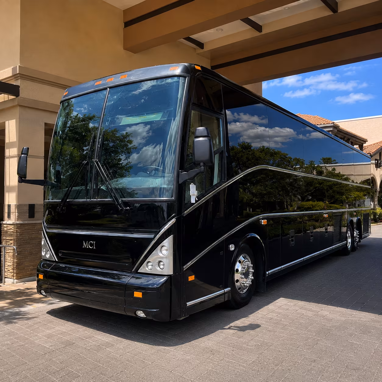 buses for arizona science center school trips from the west valley