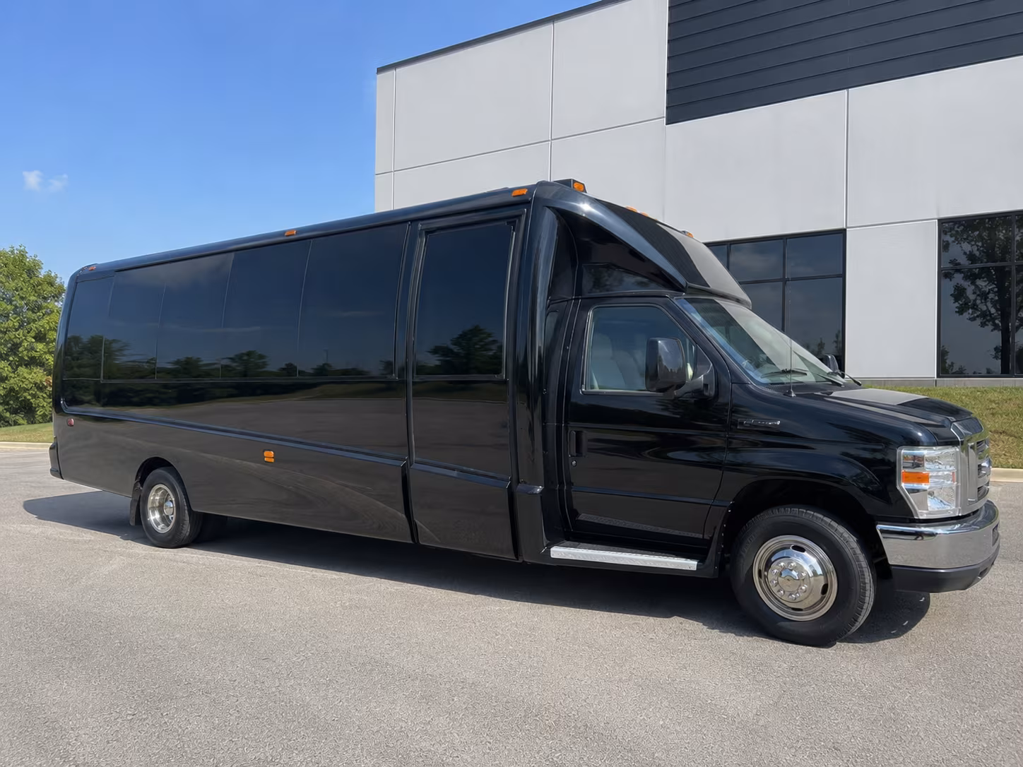 cactus league spring training games phoenix metro party bus rental