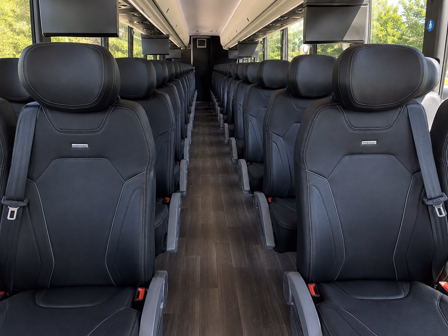 charter buses to the verde valley wine trail from goodyear
