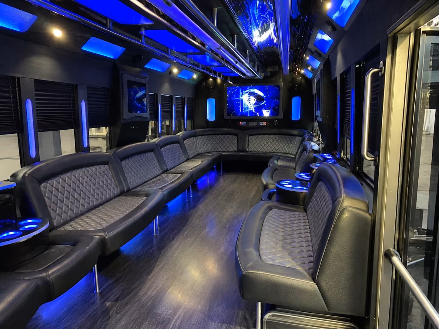 goodyear 28 passenger party bus interior